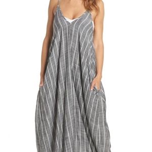 Elan Dresses - NWOT ELAN Gray & White Striped Maxi Dress Small Elan Dresses - NWOT ELAN Gray & White Striped Maxi Dress Small